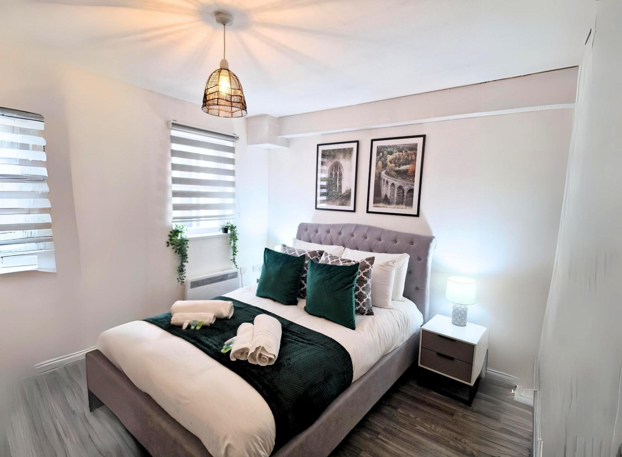 By Bevolve - Centre Apartment Manchester